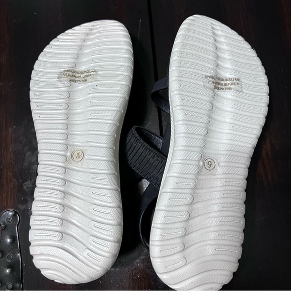 Extreme Comfort by Eddie Marc Grete Slingback Comfort Sandal - Picture 8 of 9